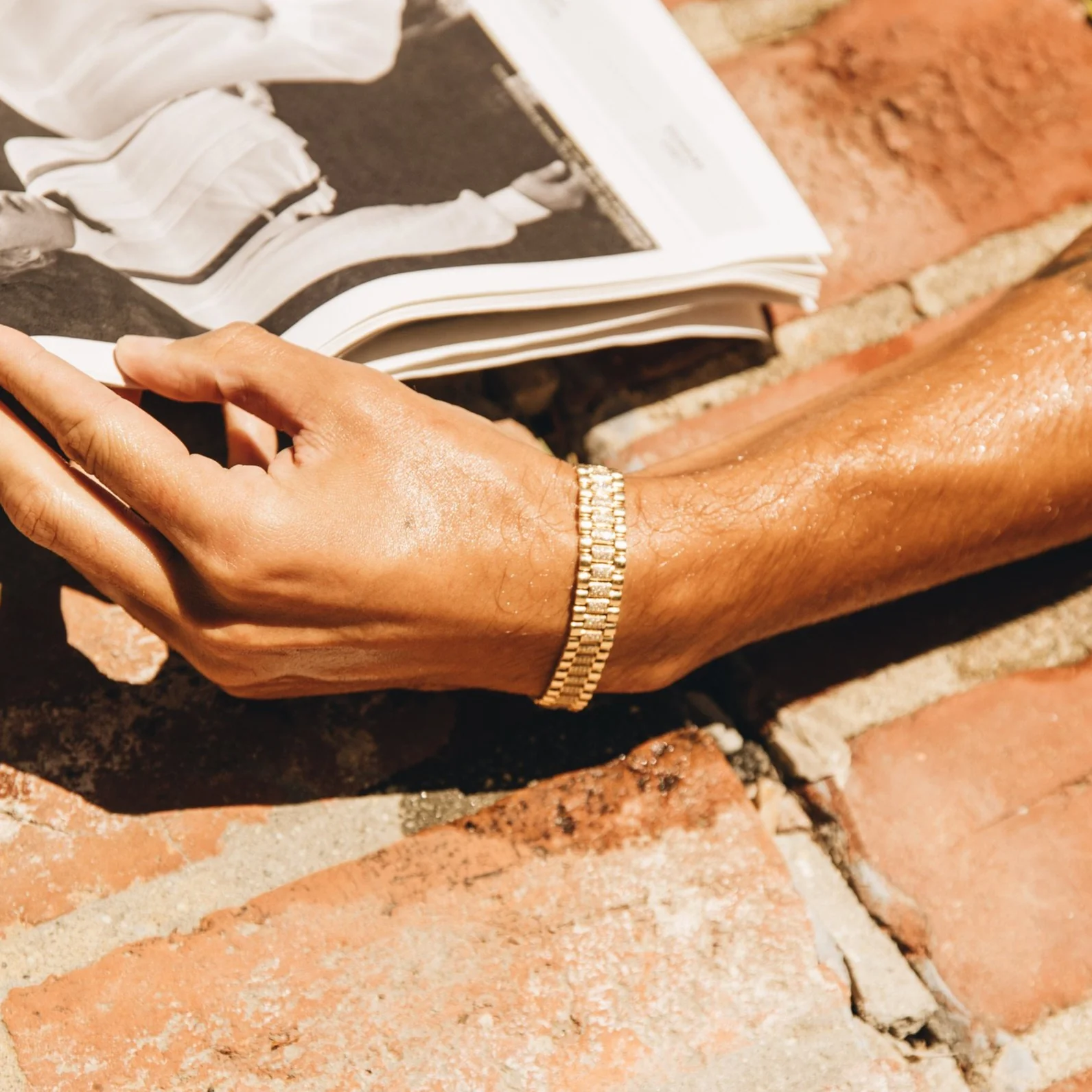 MEN'S BLACK DIAMOND PARTIAL PAVE JOURNEY BRACELET - Image 3