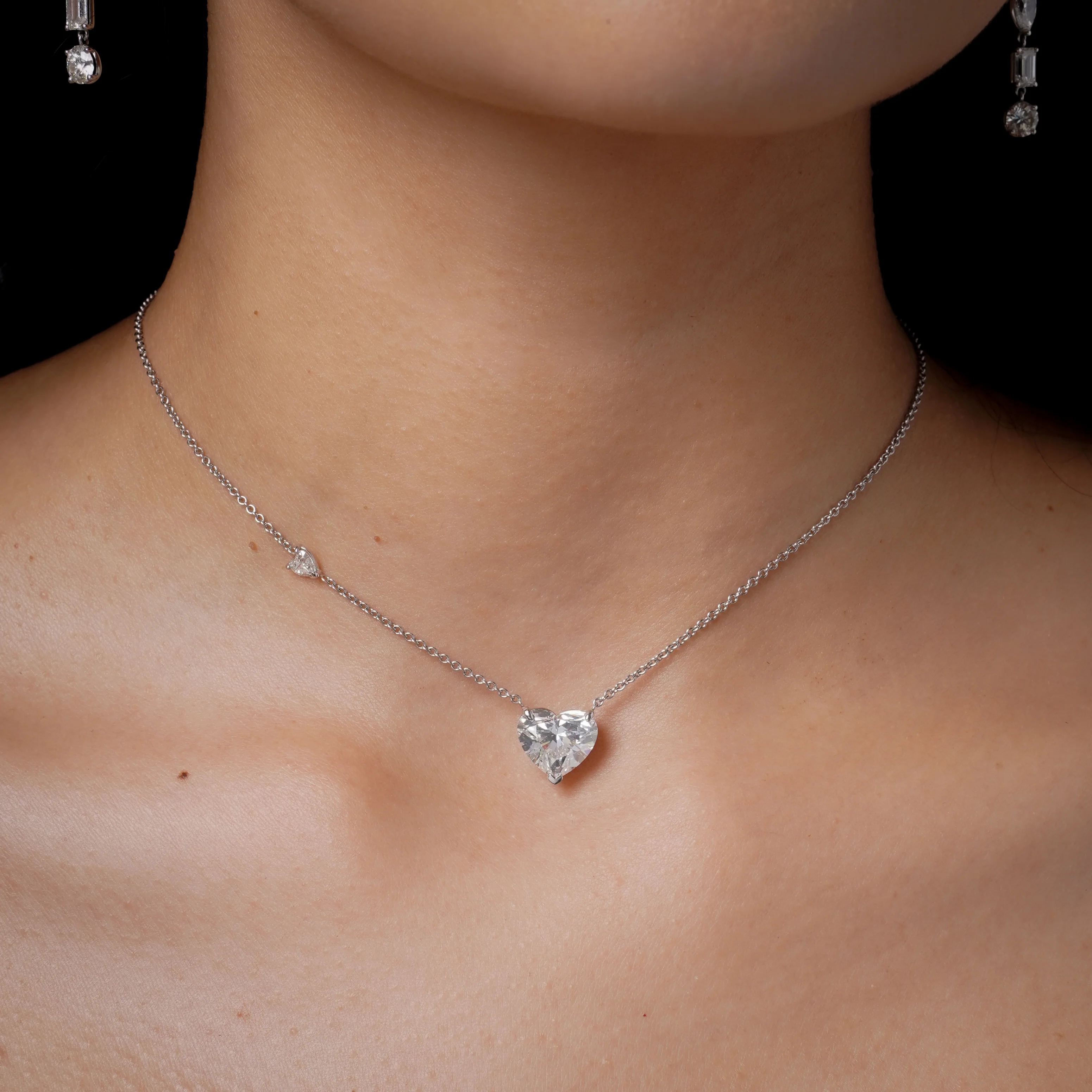 DIAMOND HEART PENDANT NECKLACE - Image 2