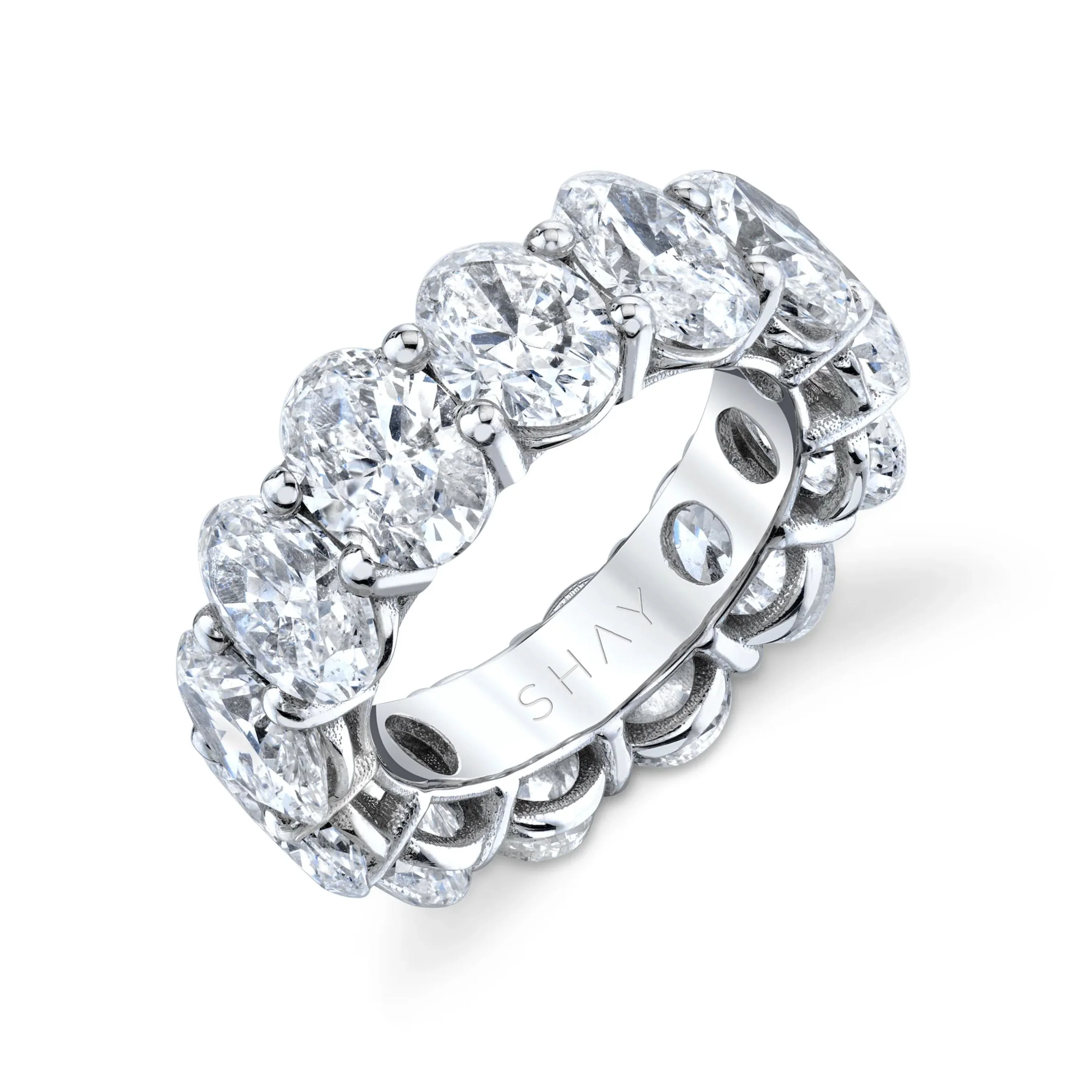 GRAND DIAMOND OVAL ETERNITY BAND - Image 3