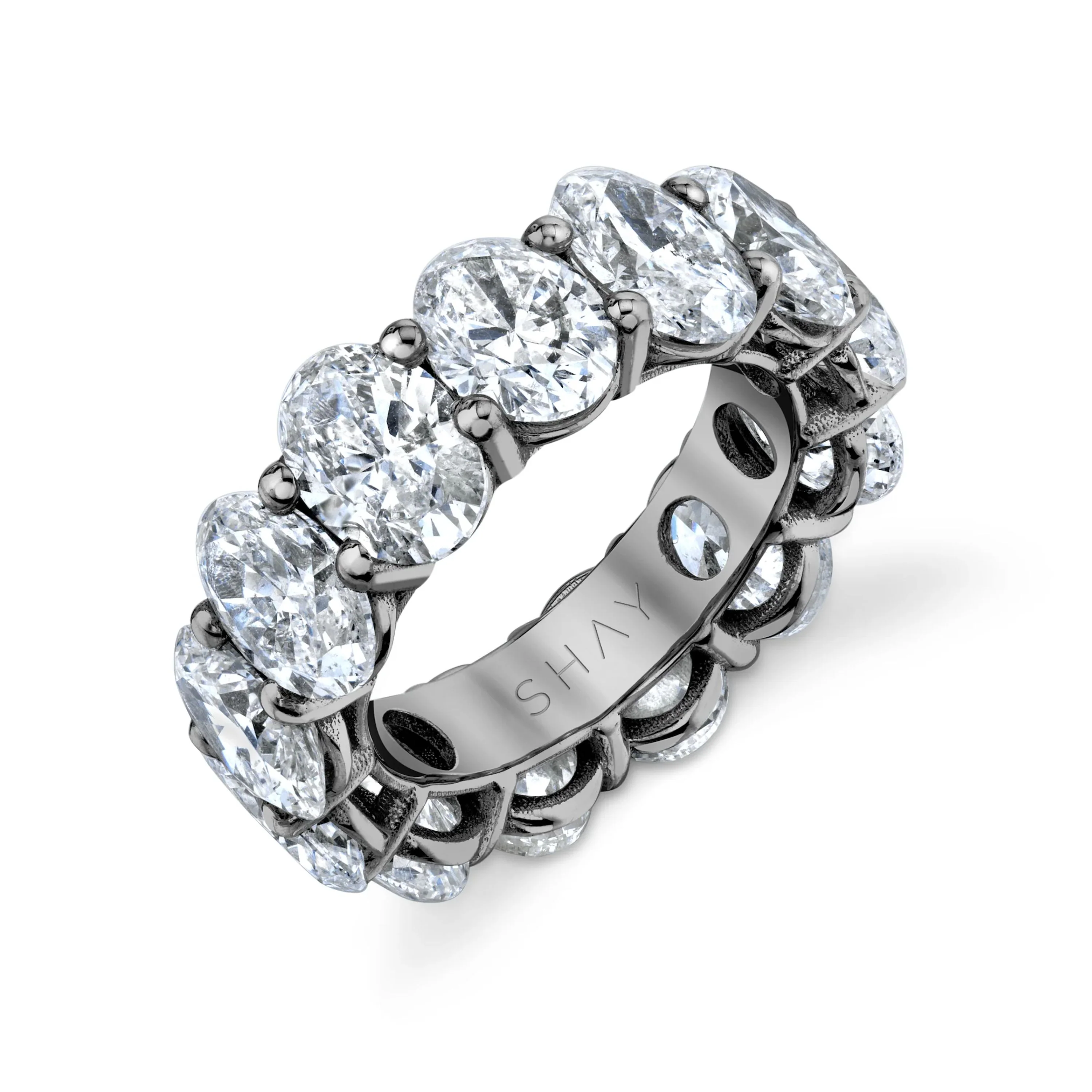 GRAND DIAMOND OVAL ETERNITY BAND - Image 5