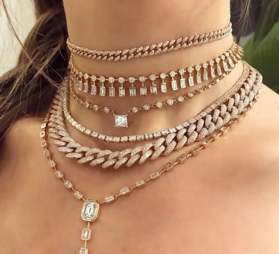 DIAMOND PAVE MINI LINK NECKLACE - Image 7