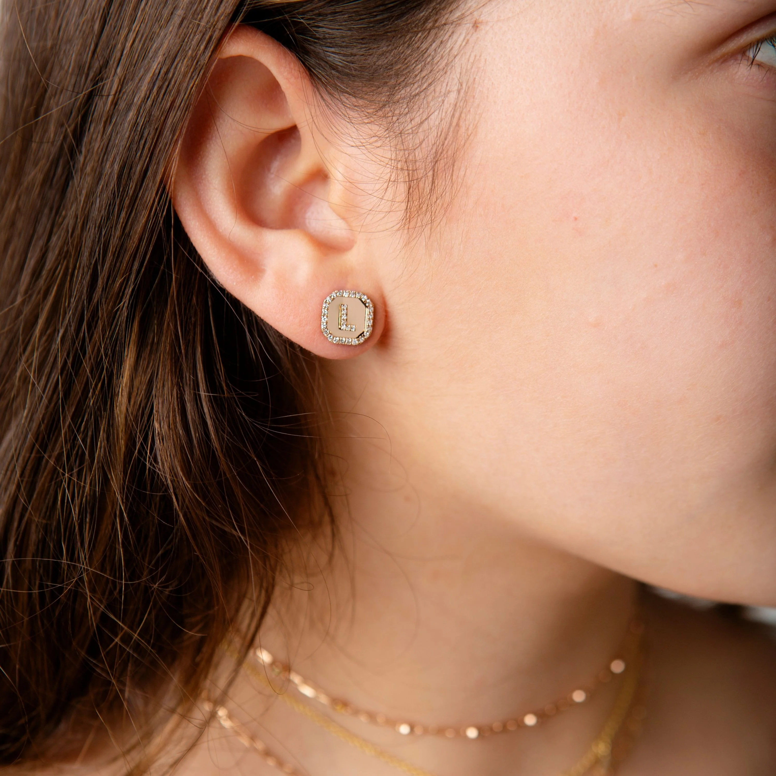 MINI ME DIAMOND PAVE INITIAL NAMEPLATE STUDS - Image 2