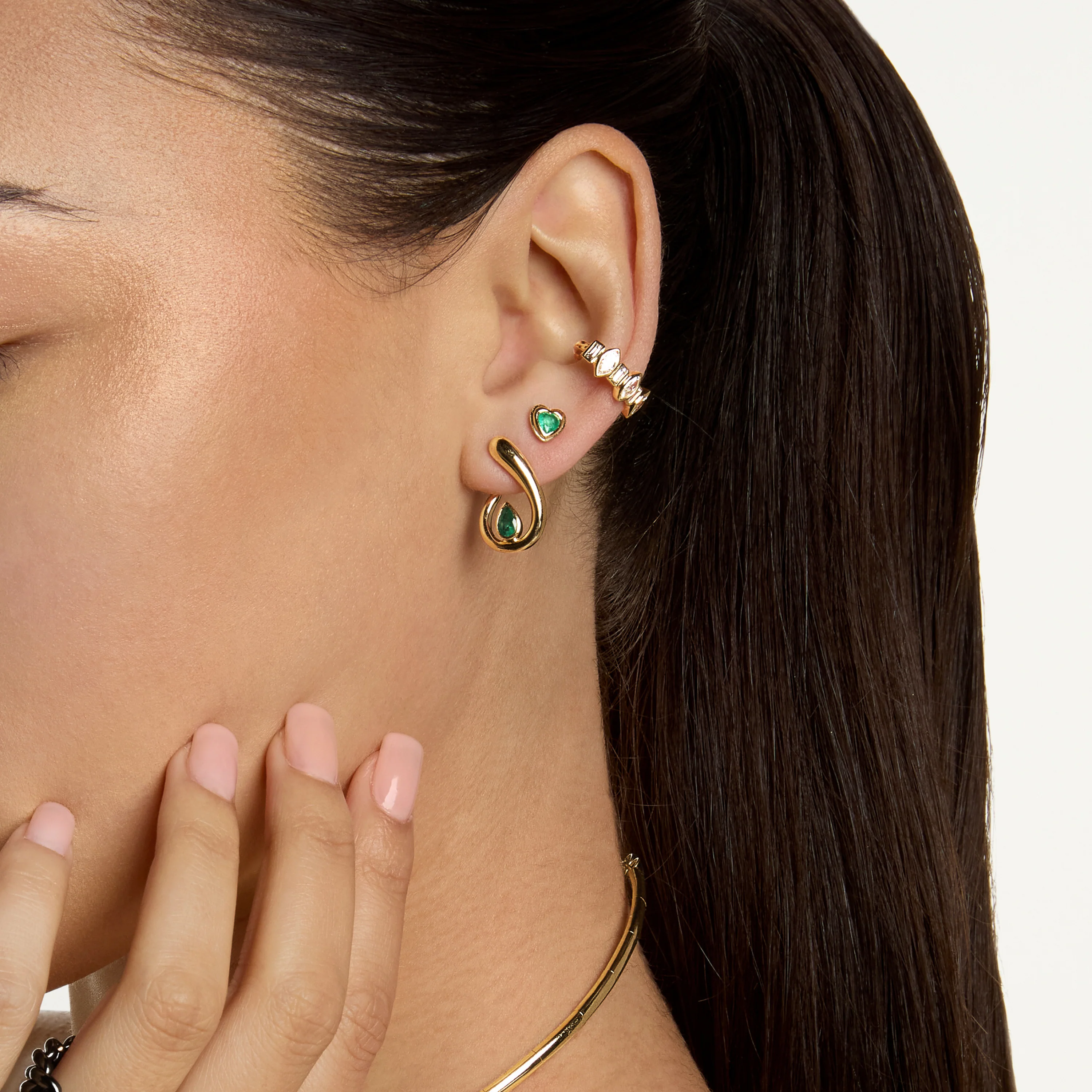 EMERALD PEAR LOOP EARRINGS - Image 2