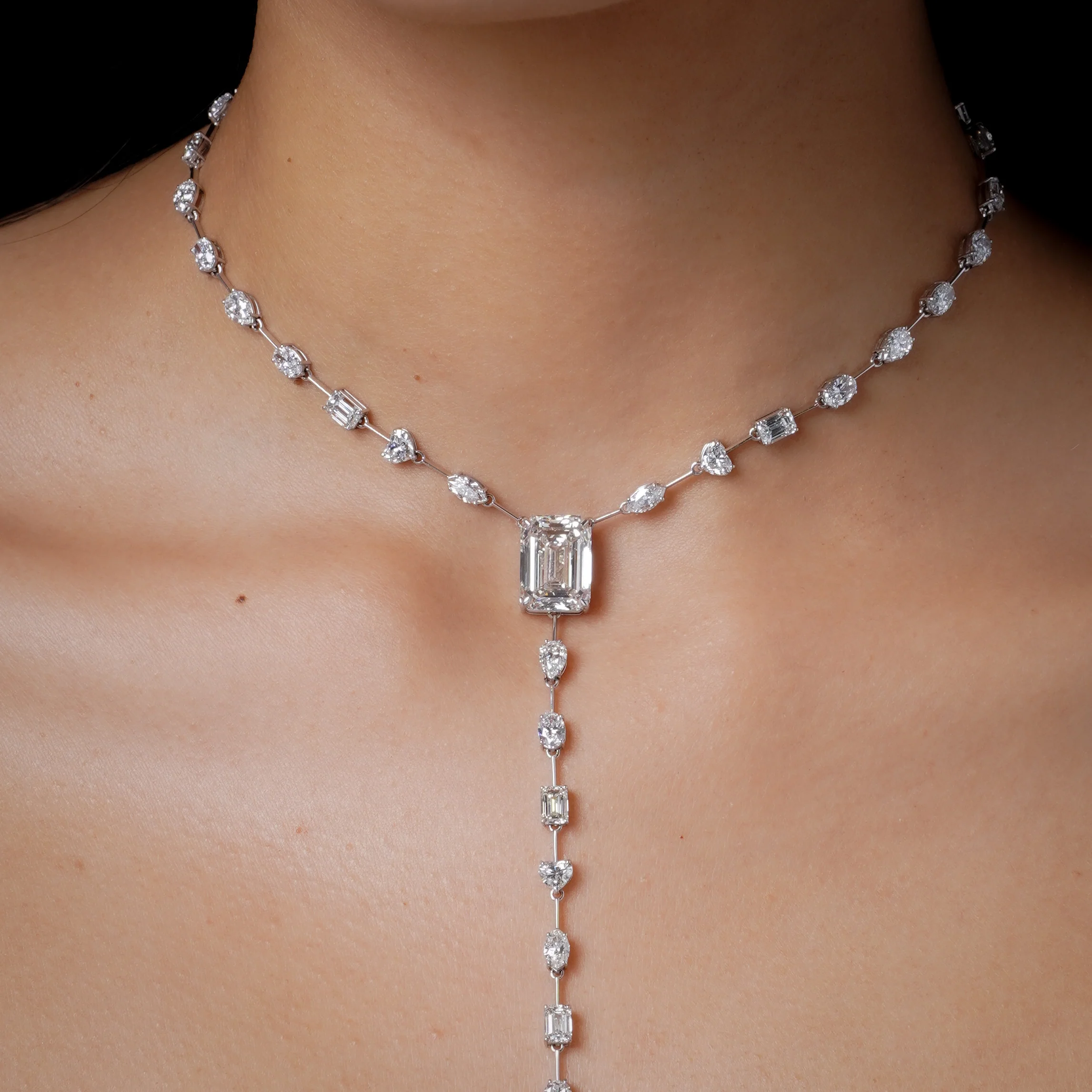 GRAND MIXED DIAMOND Y NECKLACE - Image 2