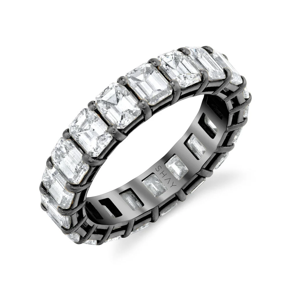 DIAMOND EMERALD CUT ETERNITY BAND, 5cts - Image 5