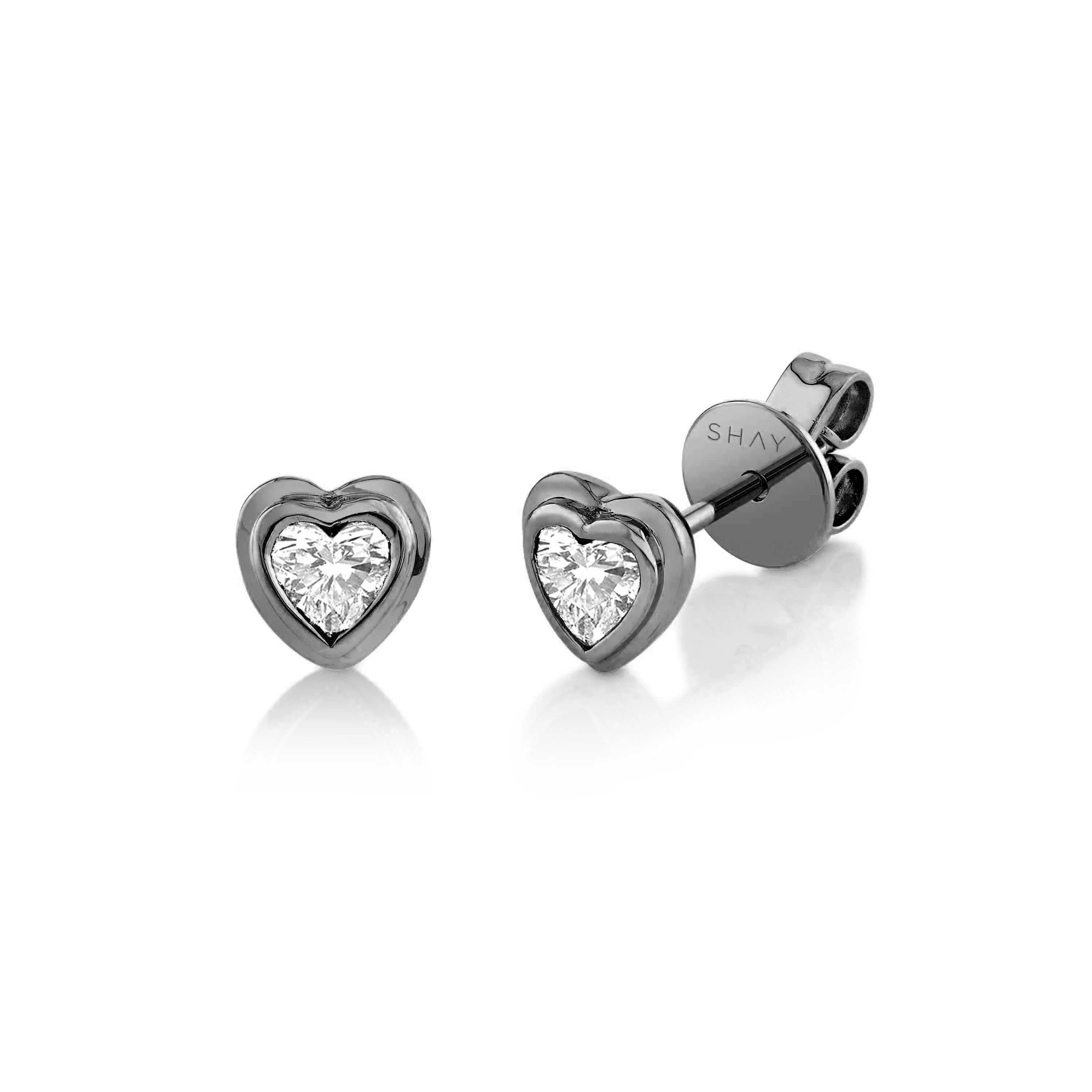 MINI ME DIAMOND BEZEL HEART STUDS - Image 3