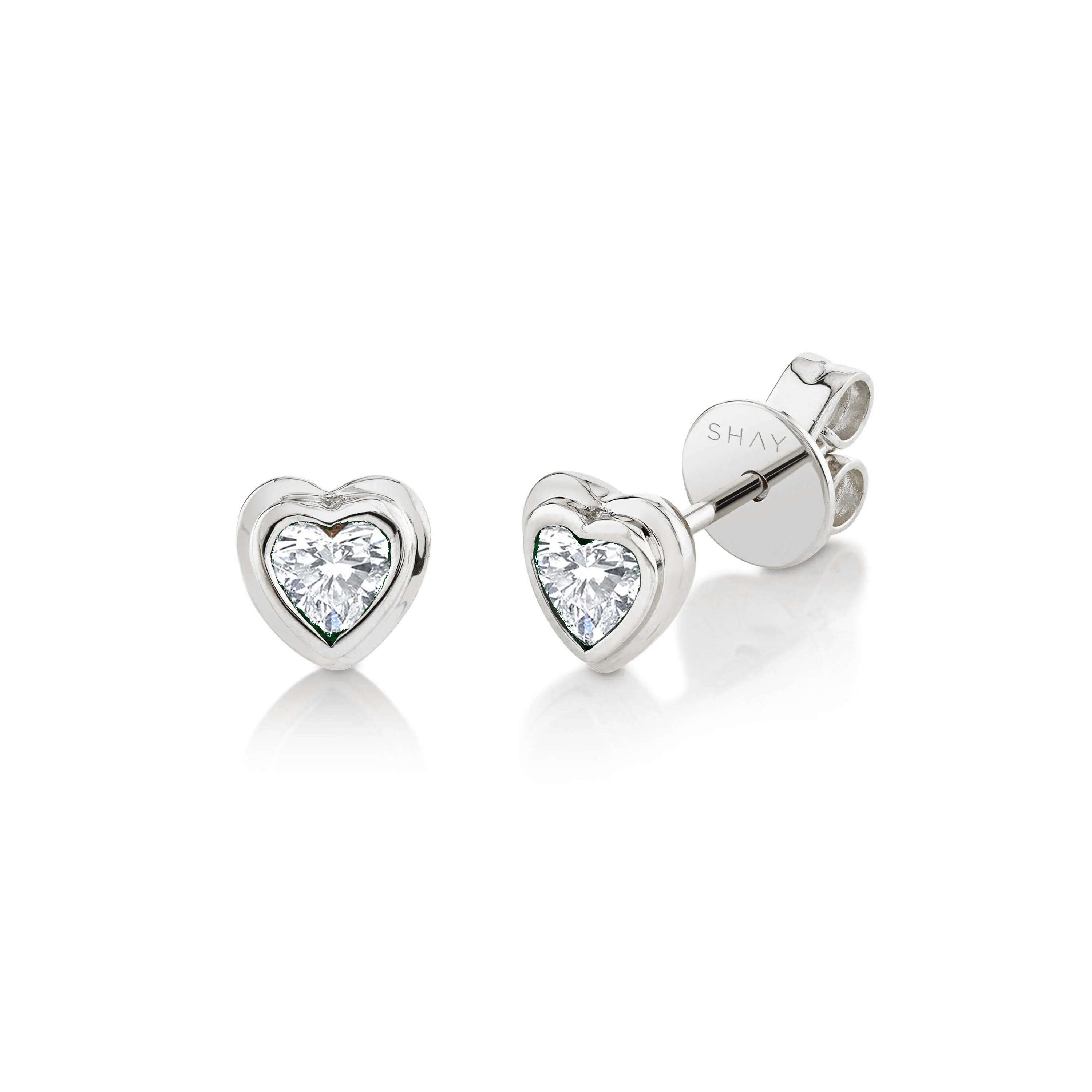 MINI ME DIAMOND BEZEL HEART STUDS - Image 5