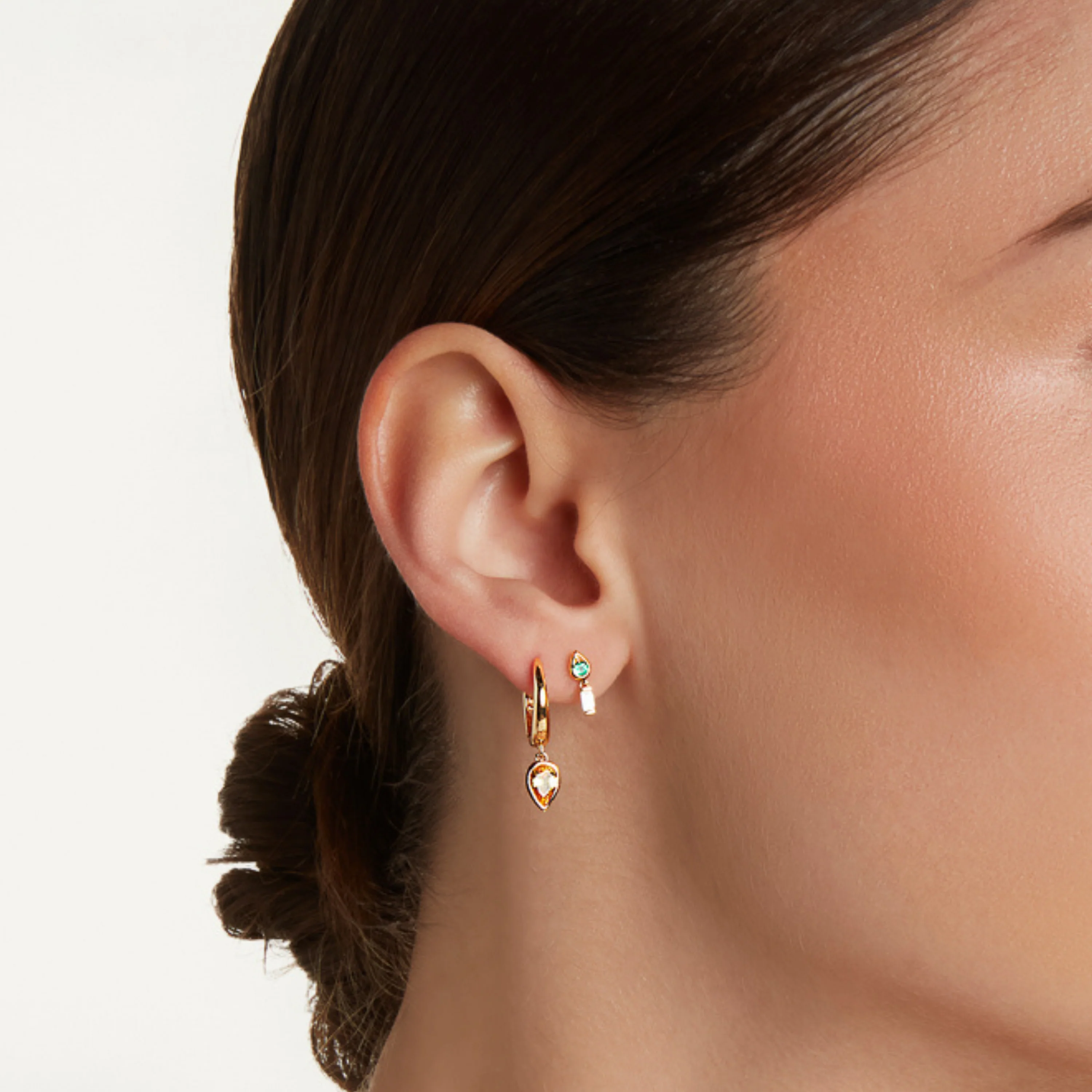 MINI ME DIAMOND & BLUE SAPPHIRE LIT STUDS - Image 2