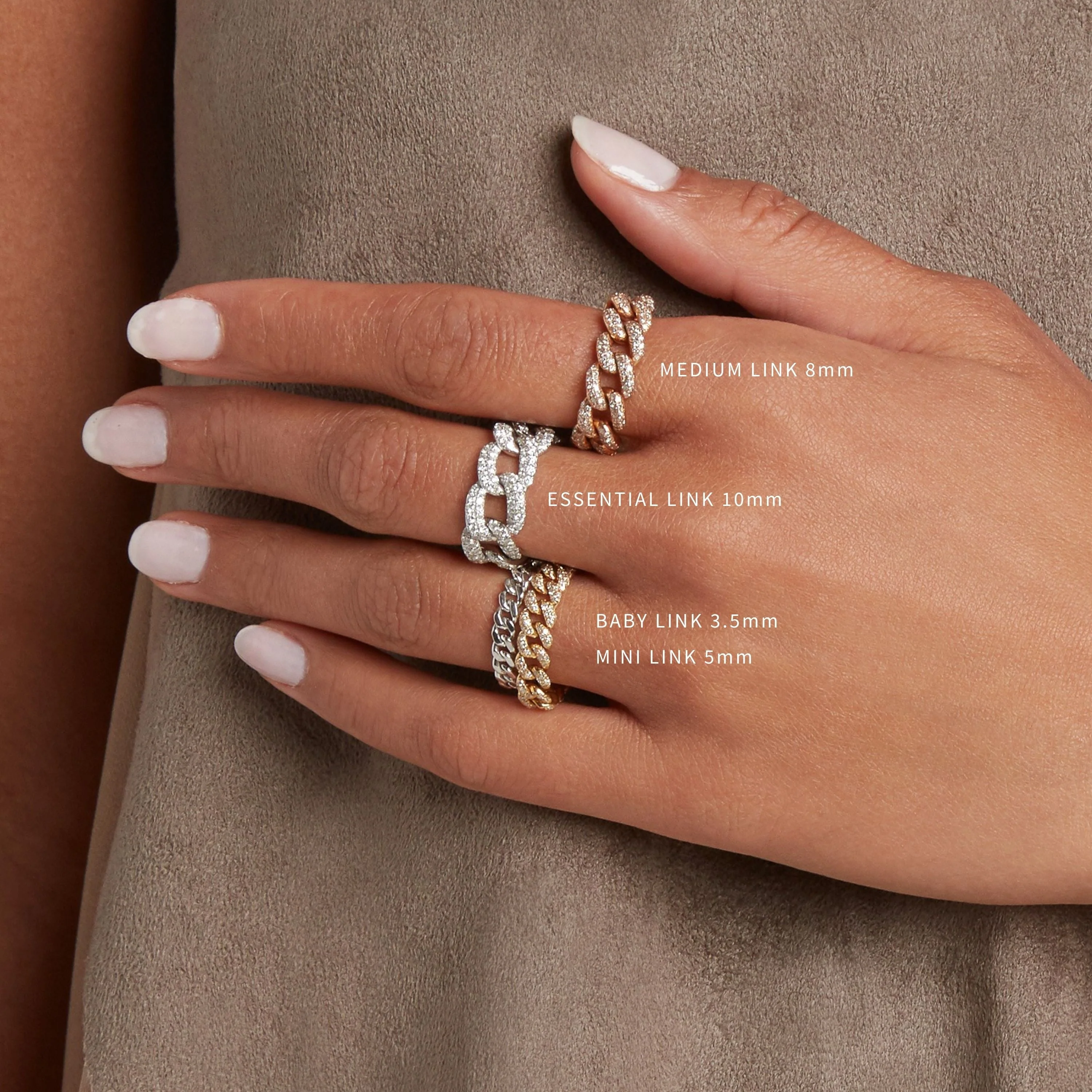 MINI ME DIAMOND PAVE MINI LINK RING - Image 5