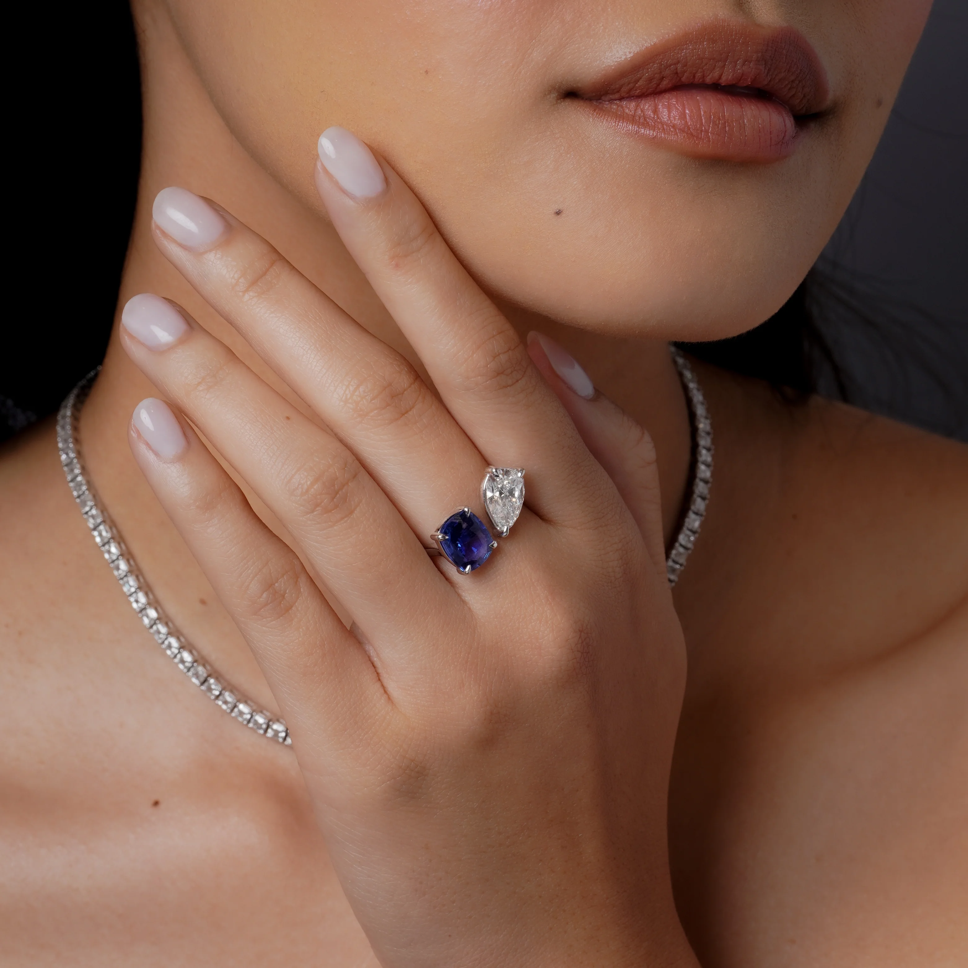 DIAMOND & BLUE SAPPHIRE TWIN RING - Image 2
