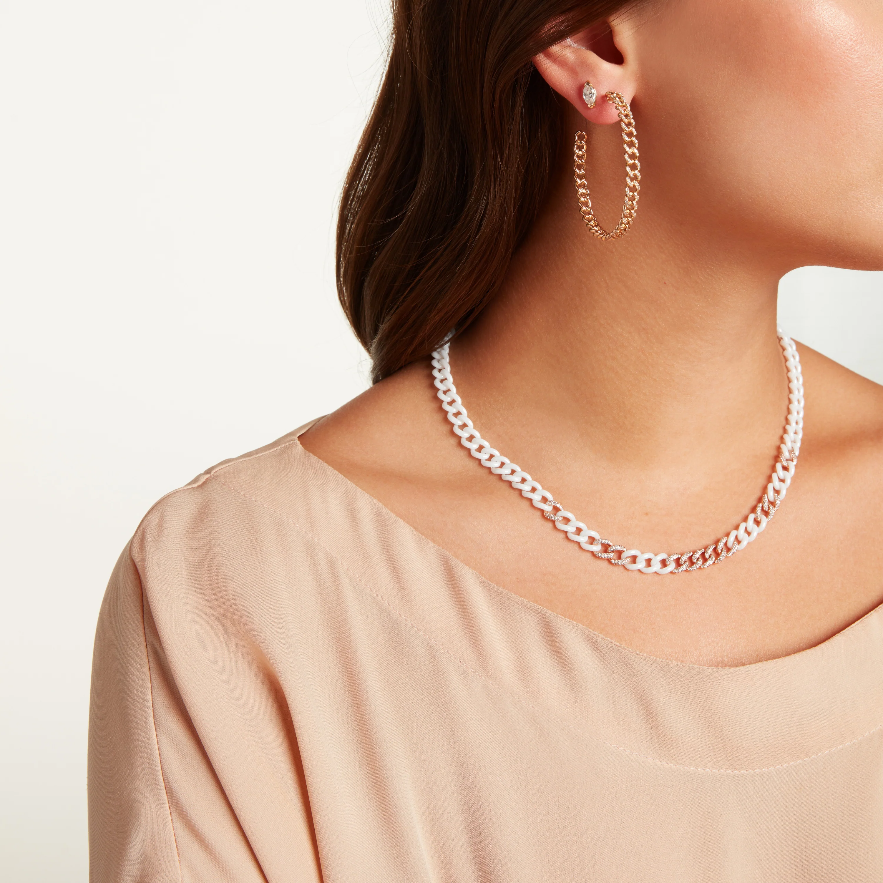 WHITE CERAMIC MEDIUM LINK NECKLACE - Image 2