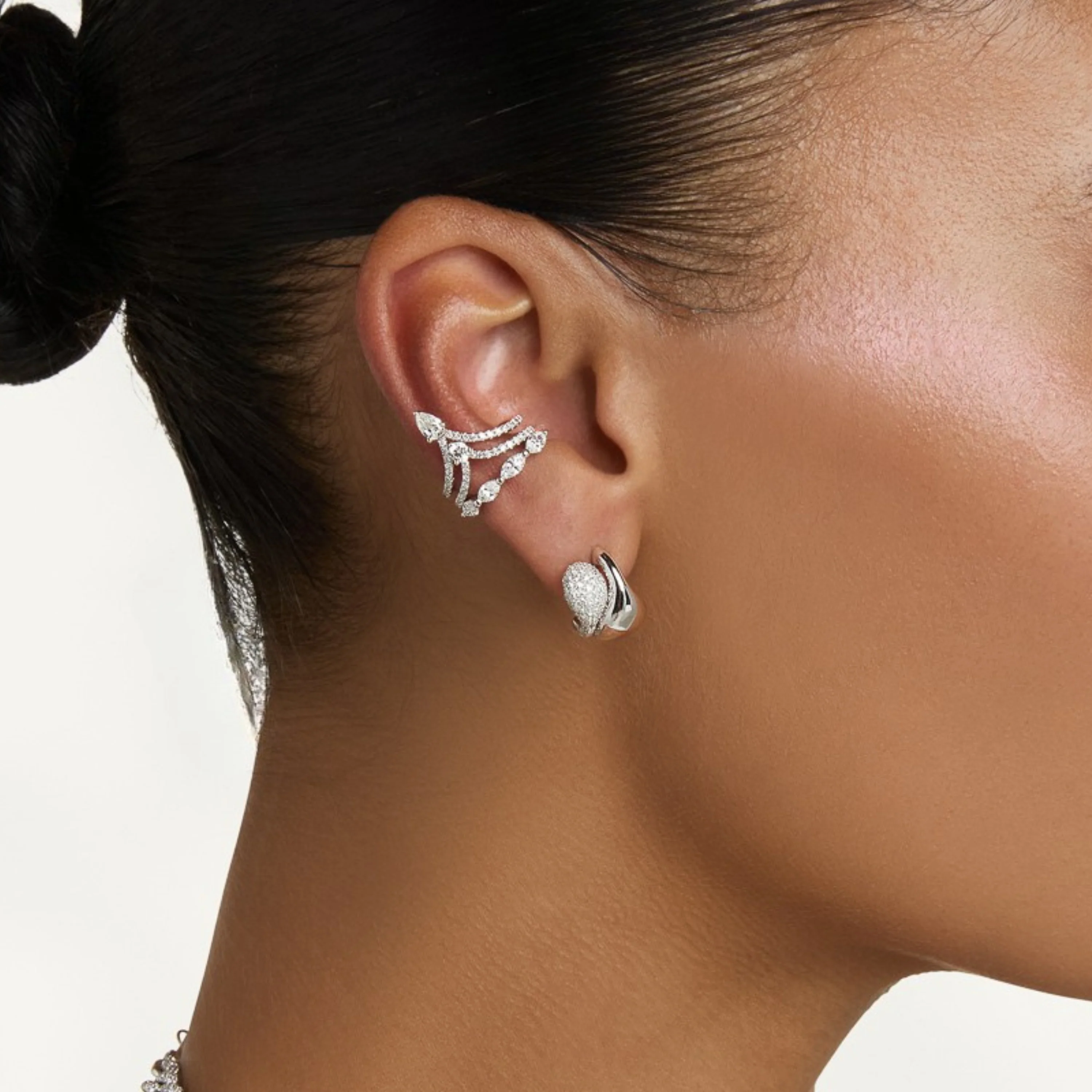 READY TO SHIP DIAMOND EAST WEST EAR CUFF - Image 2