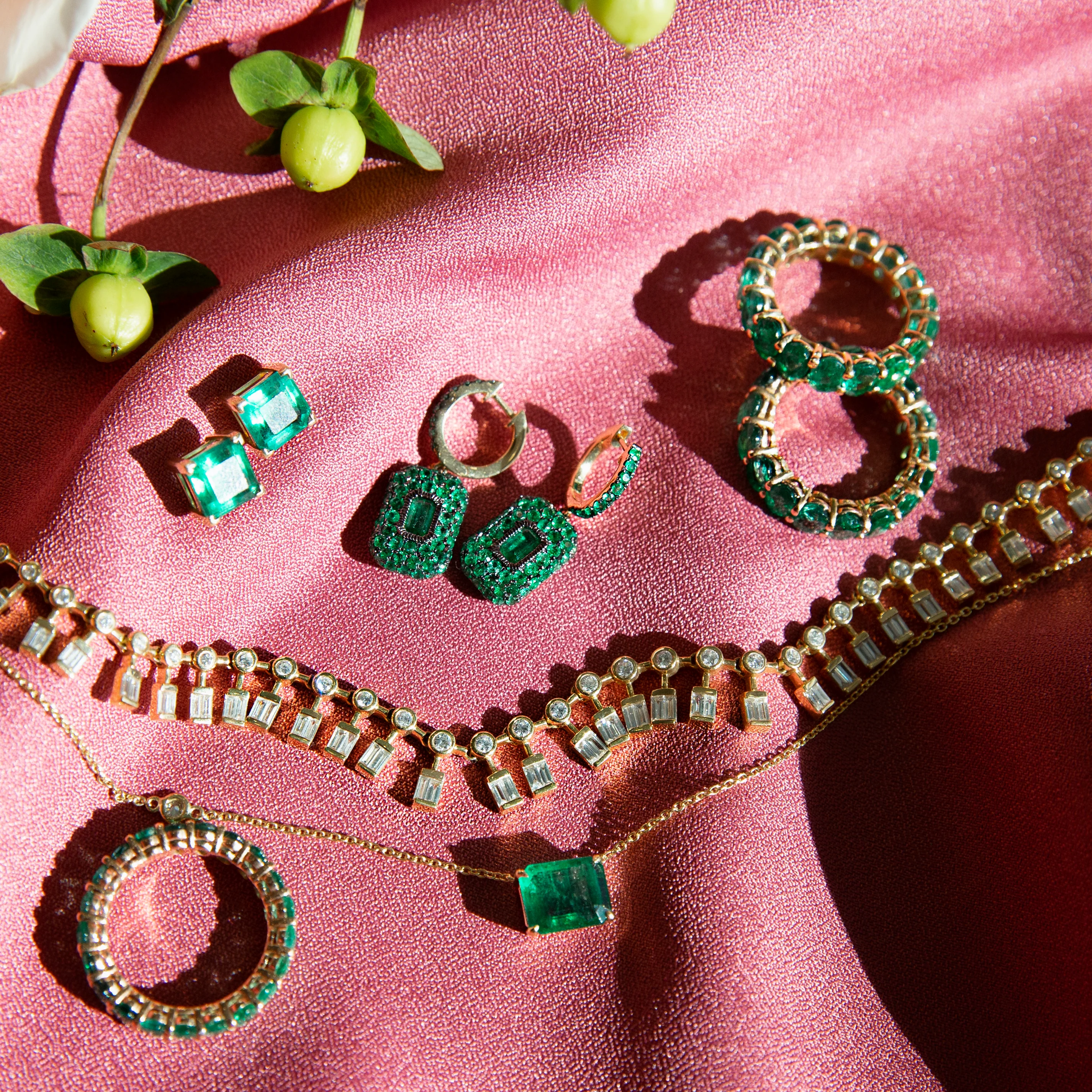 READY TO SHIP DOT-DASH EMERALD & DIAMOND CHOKER - Image 5